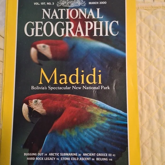 National Geographic Magazine Set - Picture 3 of 5